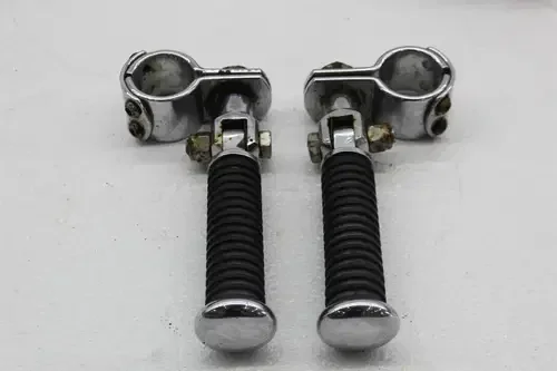 04-06 HARLEY DAVIDSON SPORTSTER XL883 883C FRONT DRIVER HIGHWAY FOOT PEGS REST