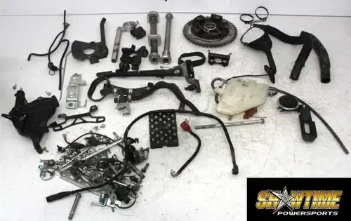 06-07 SUZUKI GSXR750 GSXR 750 PARTS HARDWARE NUTS BOLTS SPROCKET COVER AXLE