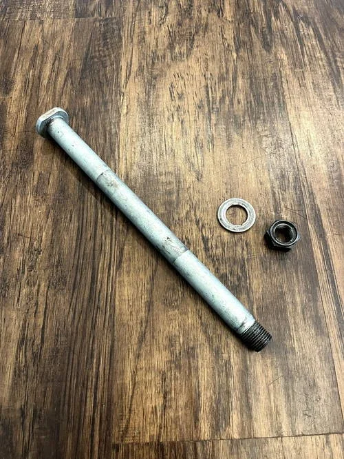 06-23 KX250 KX450 OEM Swingarm Axle – 33032-0012