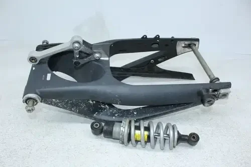 2008 TRIUMPH STREET TRIPLE REAR SWINGARM BACK SUSPENSION SWING ARM W REAR SHOCK