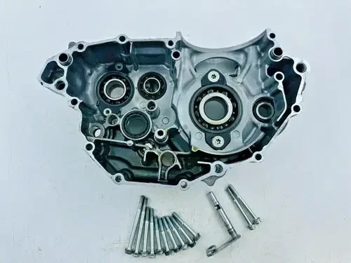 2015 Yamaha YZ450F Stock Left Side Crank Case half Bottom End OEM w/bolts