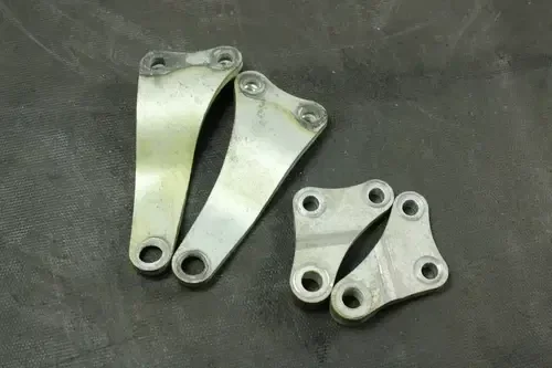 2016 Yamaha Yz250f OEM Top & Bottom Engine Mount Set B4436