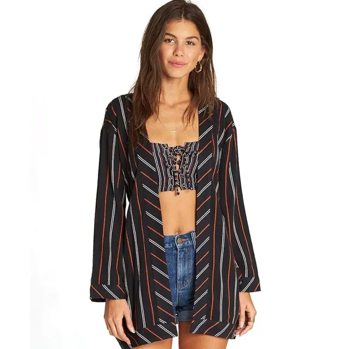 Billabong Secret Tells Women‘s Top Shirts