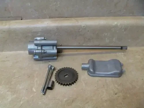 Honda 1100 GL GOLDWING ASPENCADE GL1100-A Engine OIil Pump 1983 HB172