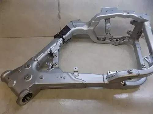 Honda XR650R Frame clean XR 650R 2000 LOW hours