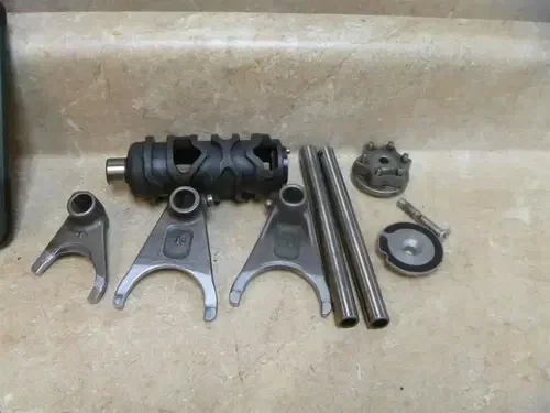 Kawasaki 750 ZX NINJA ZX750-F ZX750F Used Engine Shift Drum Forks 1989 SM180