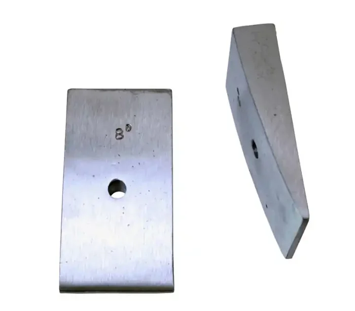 Omix 8 Degree Rear Leaf Spring Shims 2.5 Inch Wide 18206.02