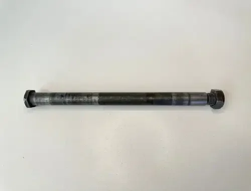 USED OEM 95 96 97 YAMAHA WR 250 WR250 BACK REAR WHEEL AXLE & NUT ASSY