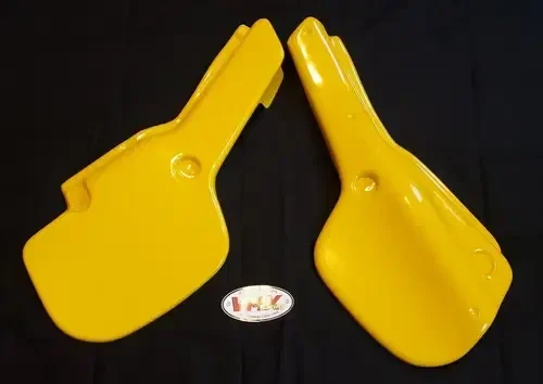 YAMAHA 1983 YZ250 YZ490 SIDE PANEL SET YELLOW 1983 YZ 250 YZ 490 SIDEPANEL AHRMA