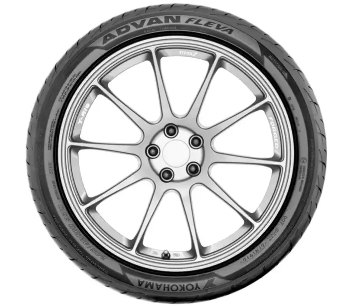 Yokohama Tire Yokohama Advan Fleva V701 Tire – 225/35R20 90W 110170171